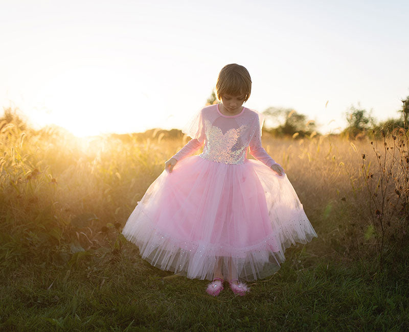 Elegant in pink dress